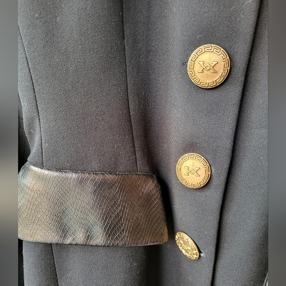 Vintage Black And Gold Blazer -Vertigo Paris - Picture 5 of 6